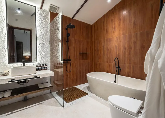 Moonlight By Evdekimi - Stylish 2br Escape With Tropical Garden And Pool Villa