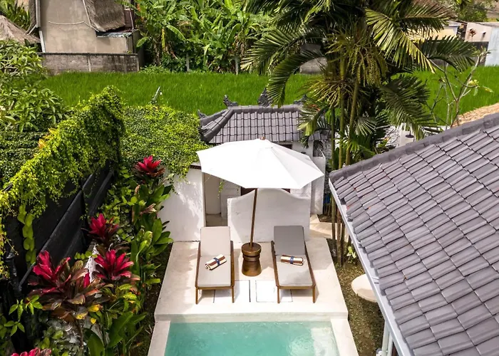 Moonlight By Evdekimi - Stylish 2br Escape With Tropical Garden And Pool Ubud