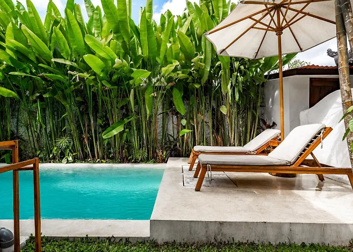Moonlight By Evdekimi - Stylish 2br Escape With Tropical Garden And Pool