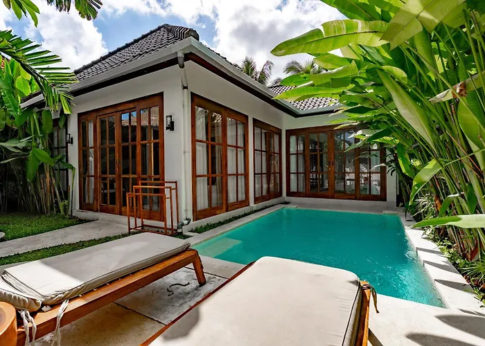 Moonlight By Evdekimi - Stylish 2br Escape With Tropical Garden And Pool *