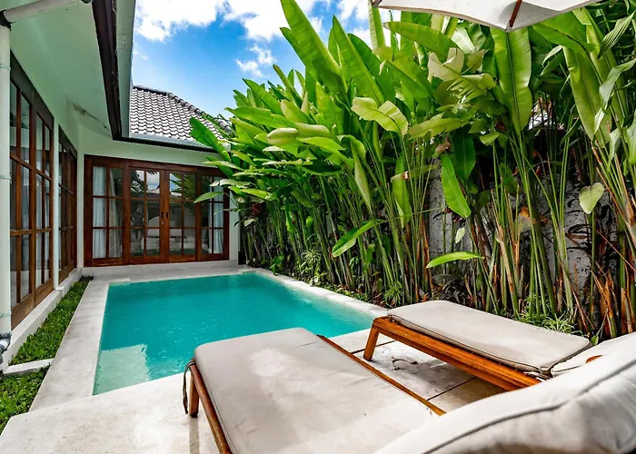 Villa Moonlight By Evdekimi - Stylish 2br Escape With Tropical Garden And Pool *